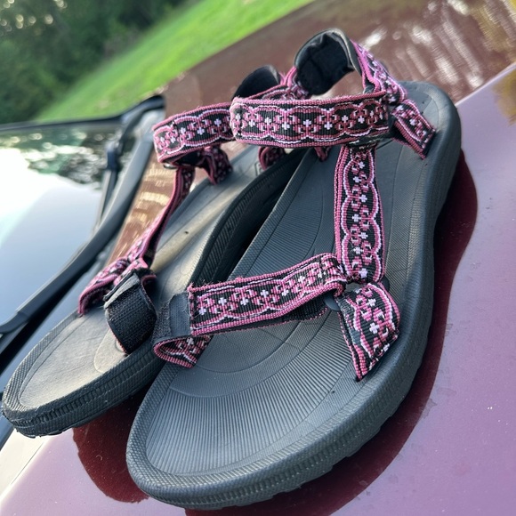 TEVA Midform Universal Black and Pink Women's Sandals size 10 - Picture 4 of 7